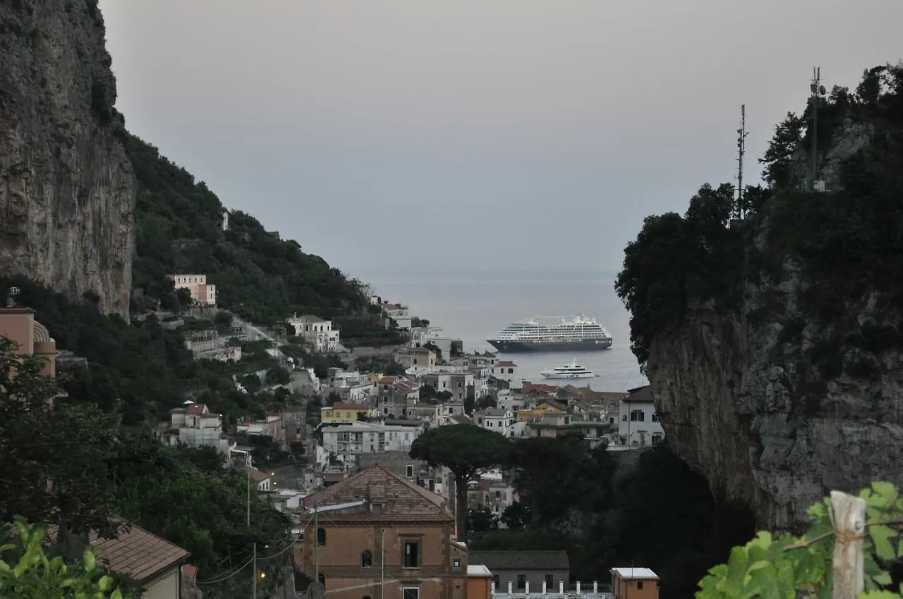 Via Paradiso Amalfi 0*,  Włochy
